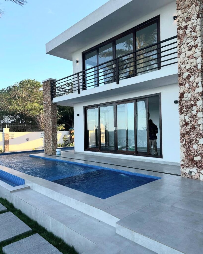 Kondo-Bahari beach  Dar es Salaam